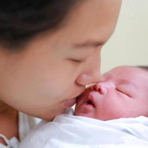 mom and baby face-to-face